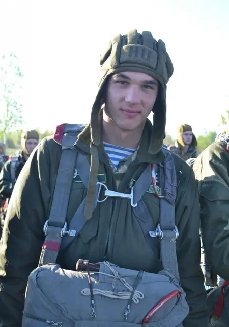 Влад з Житомира, мені 32 років, познайомлюсь для спілкування