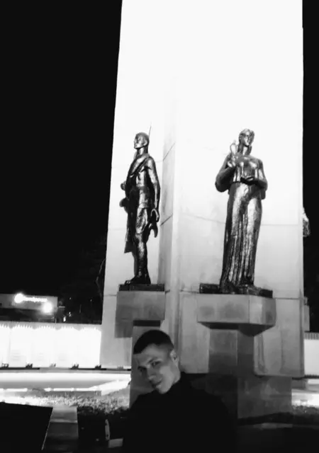 Степан из Москвы, мне 21, познакомлюсь без обязательств