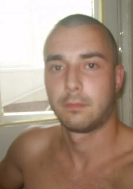 Я Александр, 41, из Владимира, ищу знакомства на одну ночь