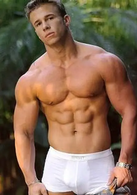 Я Андрей, 38, знакомлюсь без обязательств в Абакане