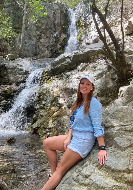 Симона из Черноморского, мне 26, познакомлюсь на одну ночь