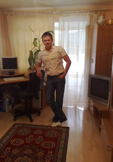 Михаил из Новошахтинска, мне 42, познакомлюсь для вирта