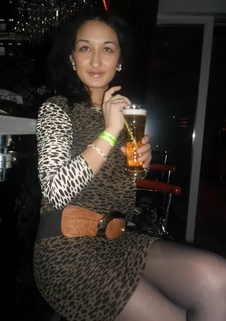 Я Жасмин, 32, из Уфы, ищу знакомство для постоянных отношений