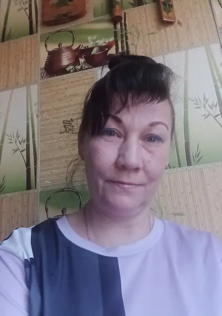 Ольга из Петрозаводска, мне 51, познакомлюсь без обязательств