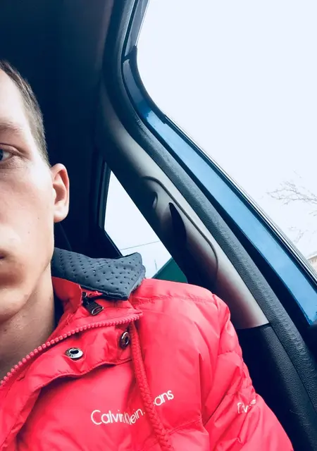 Я Влад, 23, знакомлюсь без обязательств в Ейске