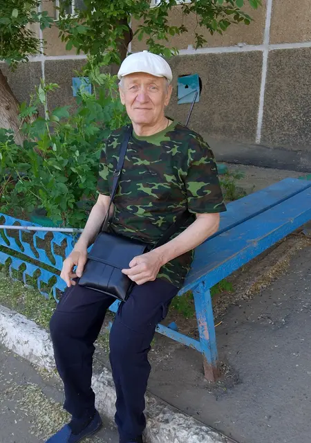 Паша из Люберец, ищу на сайте знакомства без обязательств