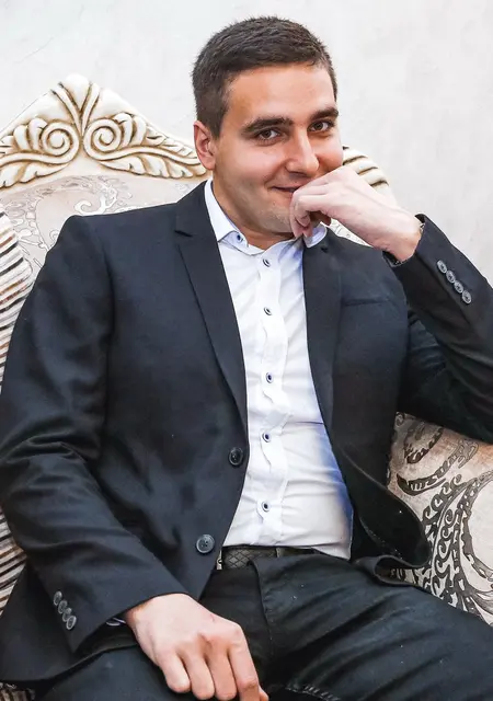 Александр из Екатеринбурга, мне 31, познакомлюсь на одну ночь