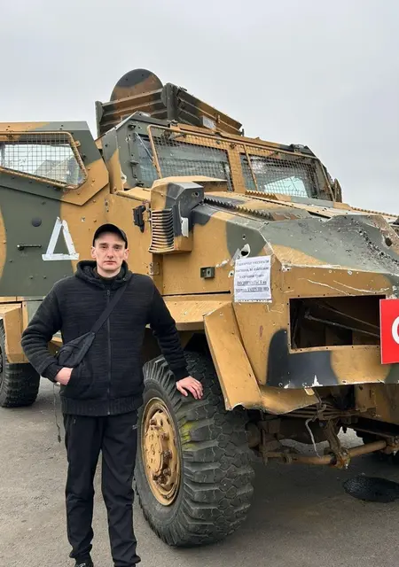 Роман из Курской, мне 25, познакомлюсь для открытые отношения