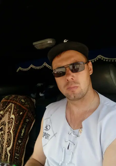 Я Виталий, 43, из Тюмени, ищу знакомства без обязательств