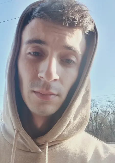 Даниил из Ставрополя, мне 26, познакомлюсь для приятного времяпровождения