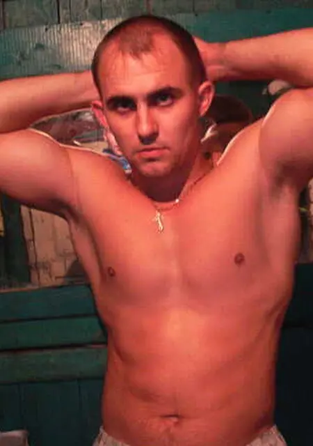 Serega из Новокузнецка, мне 43, познакомлюсь на одну ночь