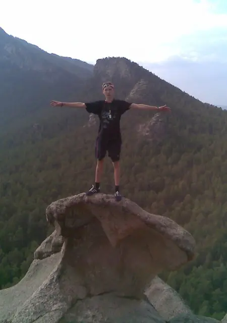 Viktor из Новосибирска, мне 50, познакомлюсь на одну ночь