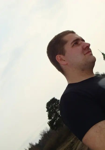 Максим из Павловского Посада, мне 37, познакомлюсь для дружбы