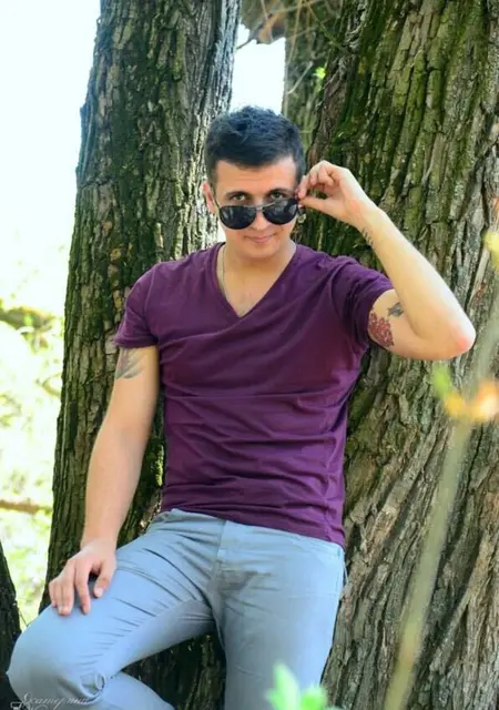 Денис из Вышнего Волочка, ищу на сайте знакомства на одну ночь