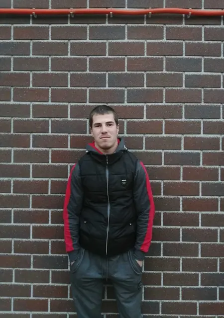 Я Dima, 27, из Можги, ищу знакомства без обязательств