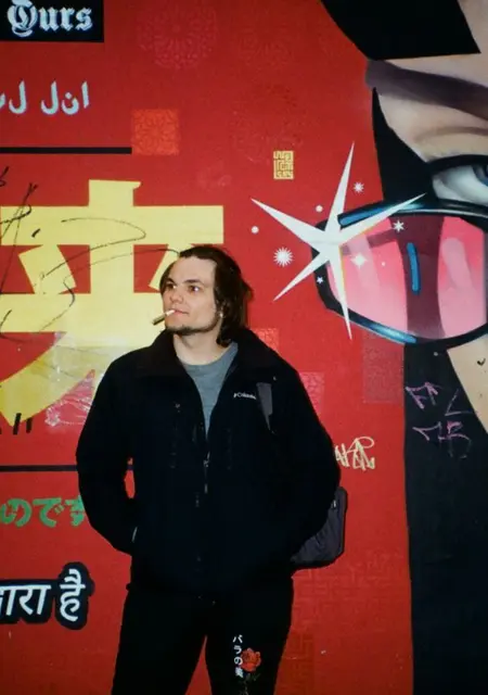 Я Игорь, 27, знакомлюсь на одну ночь в Югорске