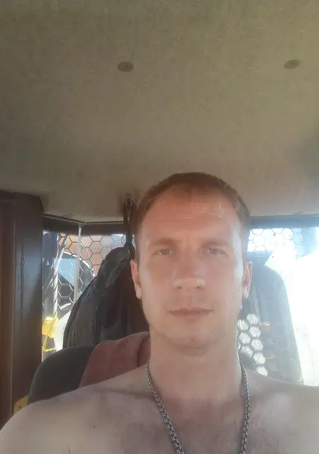 Я Андрей, 39, знакомлюсь без обязательств в Новочеркасске