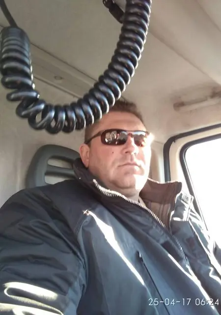 Владимир из Рязани, ищу на сайте знакомства на одну ночь