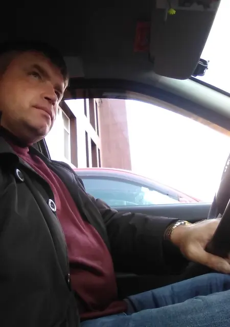 Максим из Томска, мне 45, познакомлюсь на одну ночь