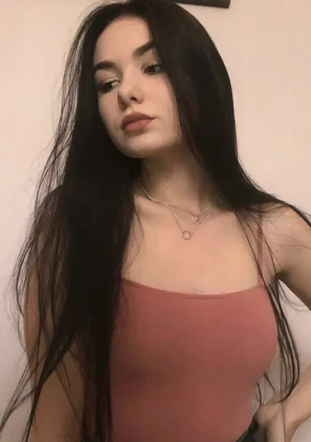 Я Лина, 23, из Новосибирска, ищу знакомство для общения