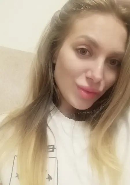 Лана из Владивостока, мне 29, познакомлюсь для приятного времяпровождения