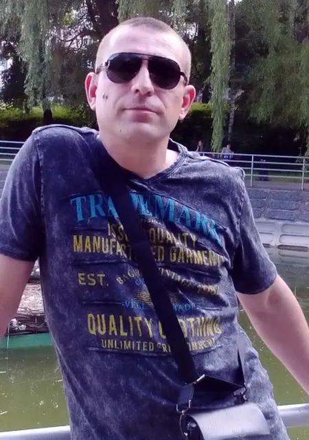 Я Влад, 47 років, знайомлюсь для дружби у Вінниці