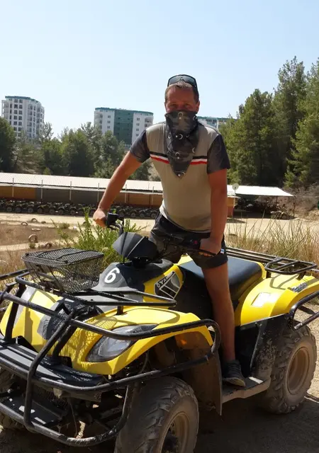 Иван из Миасса, ищу на сайте дружбу