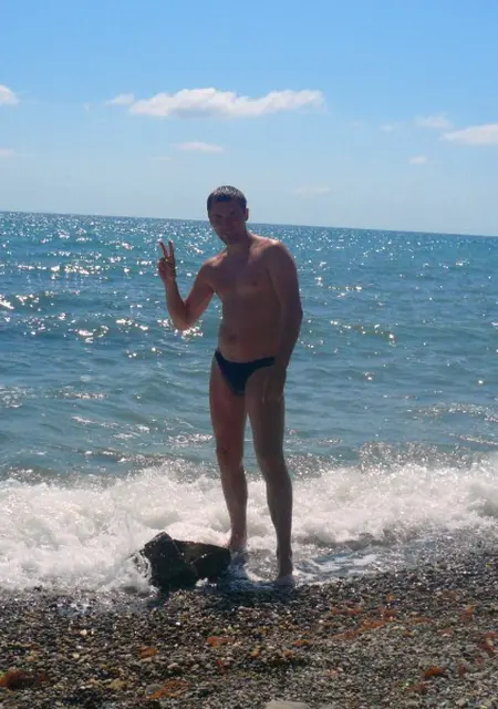 Я Александр, 45, из Реутова, ищу знакомства на одну ночь