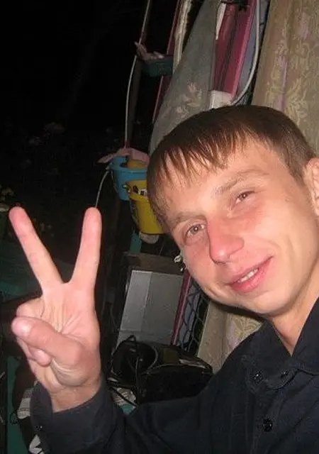 Serega из Волгодонска, мне 37, познакомлюсь на одну ночь