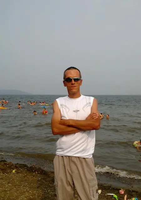 Я Сергей, 42, из Куеды, ищу знакомства на одну ночь