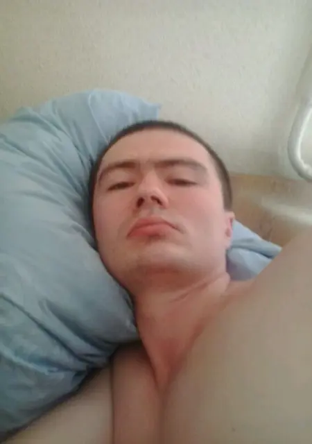 Тахир из Нальчика, мне 40, познакомлюсь для постоянных отношений