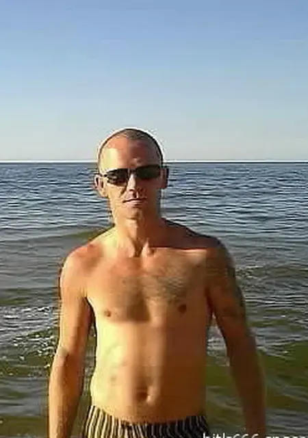 Виталик из Калининграда, ищу на сайте вирта