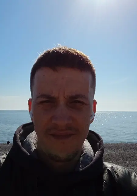 Я Vladimir, 33, знакомлюсь для постоянных отношений в Санкт-Петербурге
