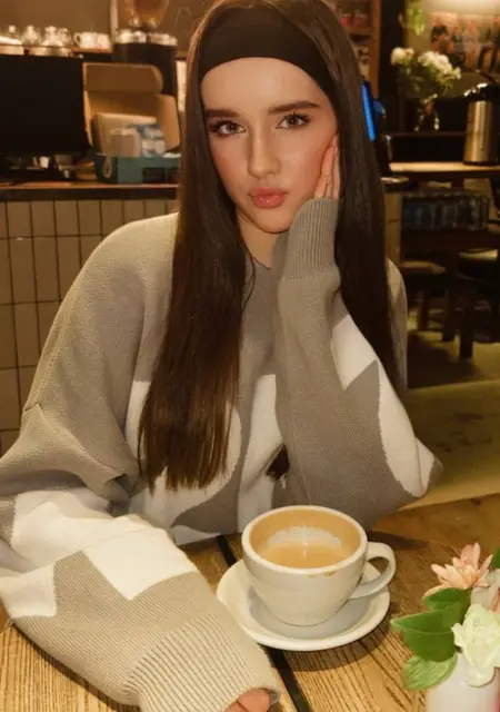 Я Дарья, 19, знакомлюсь без обязательств в Санкт-Петербурге