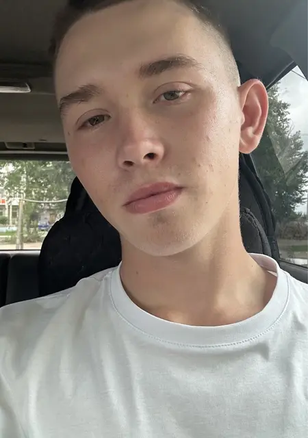 Я Дмитрий, 20, из Москвы, ищу знакомство для общения