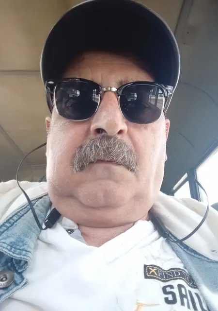 Я Ali, 63, знакомлюсь для общения в Новосибирске