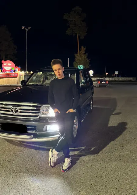 Артём из Екатеринбурга, ищу на сайте дружбу