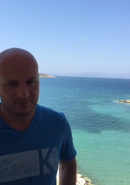 Я Али, 37, из Дружбы, ищу знакомства на одну ночь