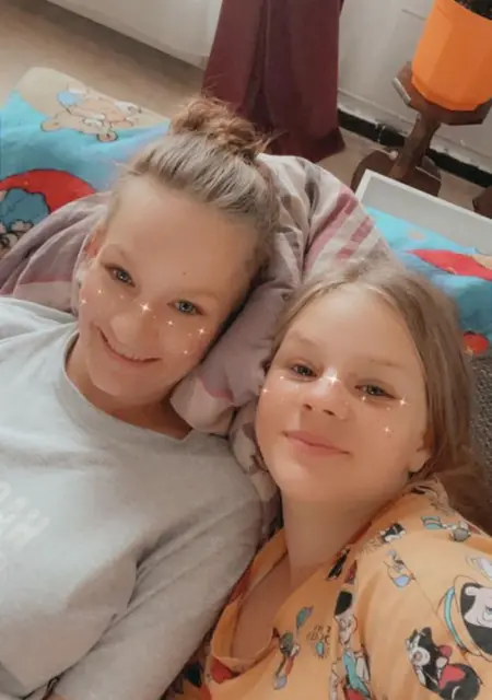 Mariihuana из Пренцлауэр-Берг, мне 35, познакомлюсь для приятного времяпровождения