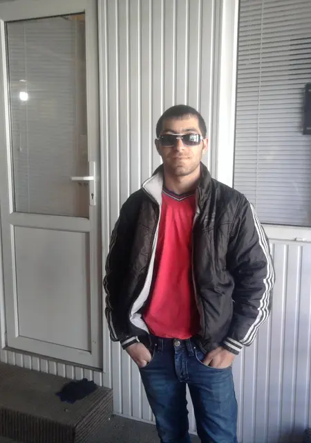 Я Саркис, 36, знакомлюсь для постоянных отношений в Пятигорске