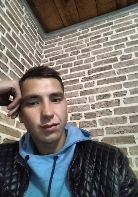 Я Паша, 28, знакомлюсь для дружбы в Чебоксарах