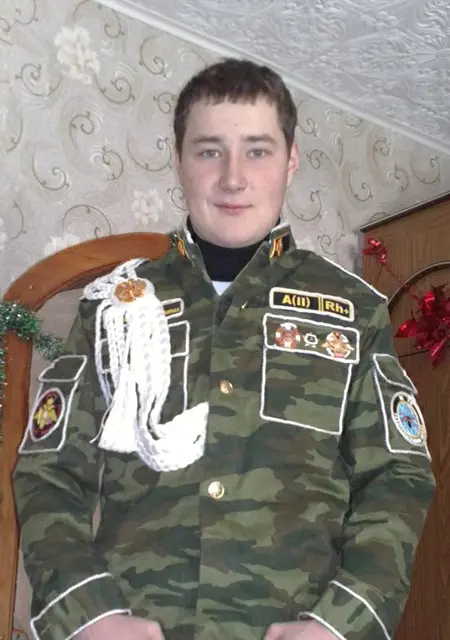 Я Efwerfger, 34, знакомлюсь для постоянных отношений в Алейске