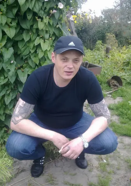 Александр из Тюмени, мне 42, познакомлюсь без обязательств