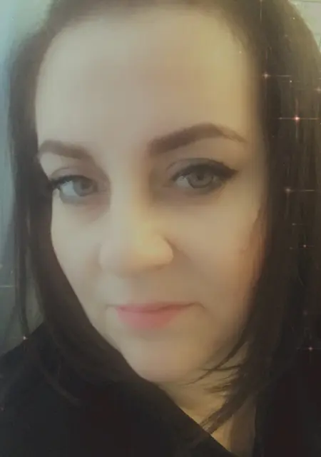 Я Оля, 40, из Самары, ищу знакомства без обязательств