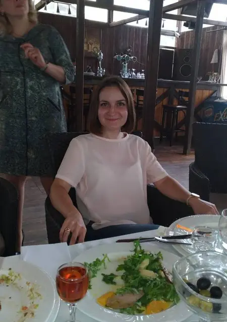 Анастасия из Люберец, мне 34, познакомлюсь на одну ночь