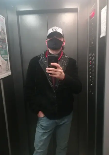 Саша из Новосибирска, ищу на сайте знакомства на одну ночь