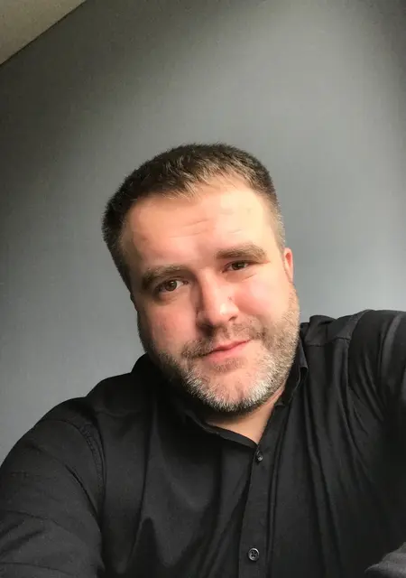 Mishail из Нальчика, ищу на сайте знакомства на одну ночь