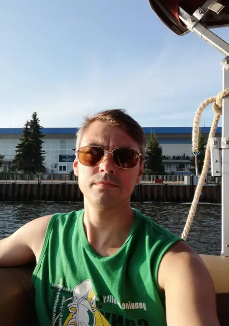 Игорь из Иванова, мне 45, познакомлюсь без обязательств