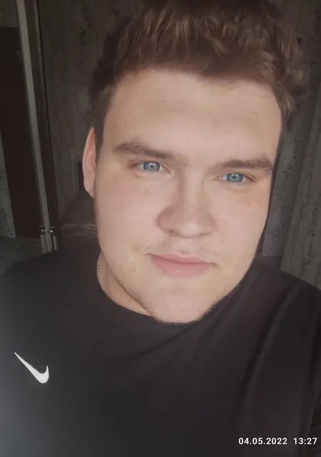 Я Леха, 24, знакомлюсь на одну ночь в Омске