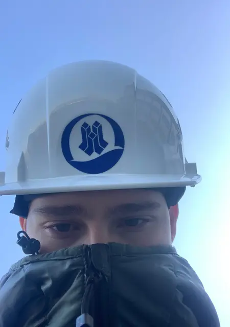 Я Андрей, 19, из Новокузнецка, ищу знакомство для приятного времяпровождения